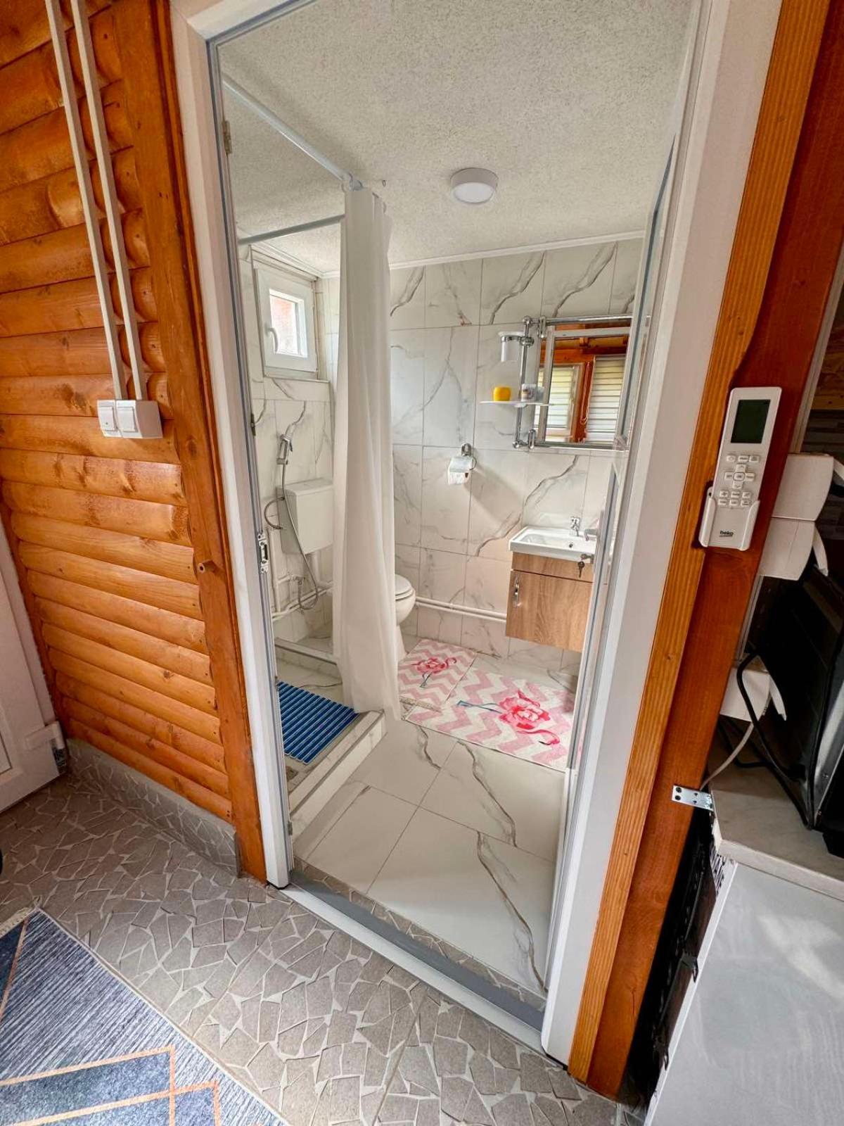 Apartman Visoko-Oaza Mira Luaran gambar