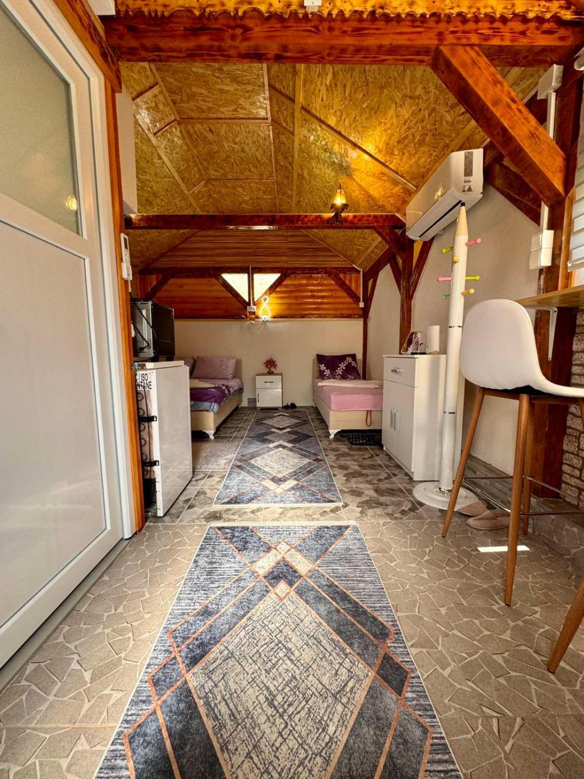 Apartman Visoko-Oaza Mira Luaran gambar